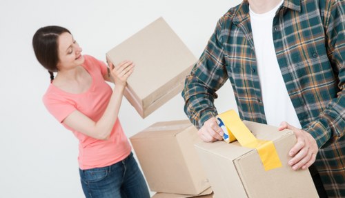Urgent flat removal service handling boxes and household items in Wandsworth
