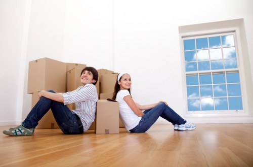 Local movers handling a flat or house move in Wandsworth